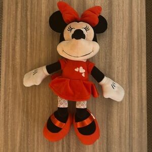 Disney Minnie valentine plush
